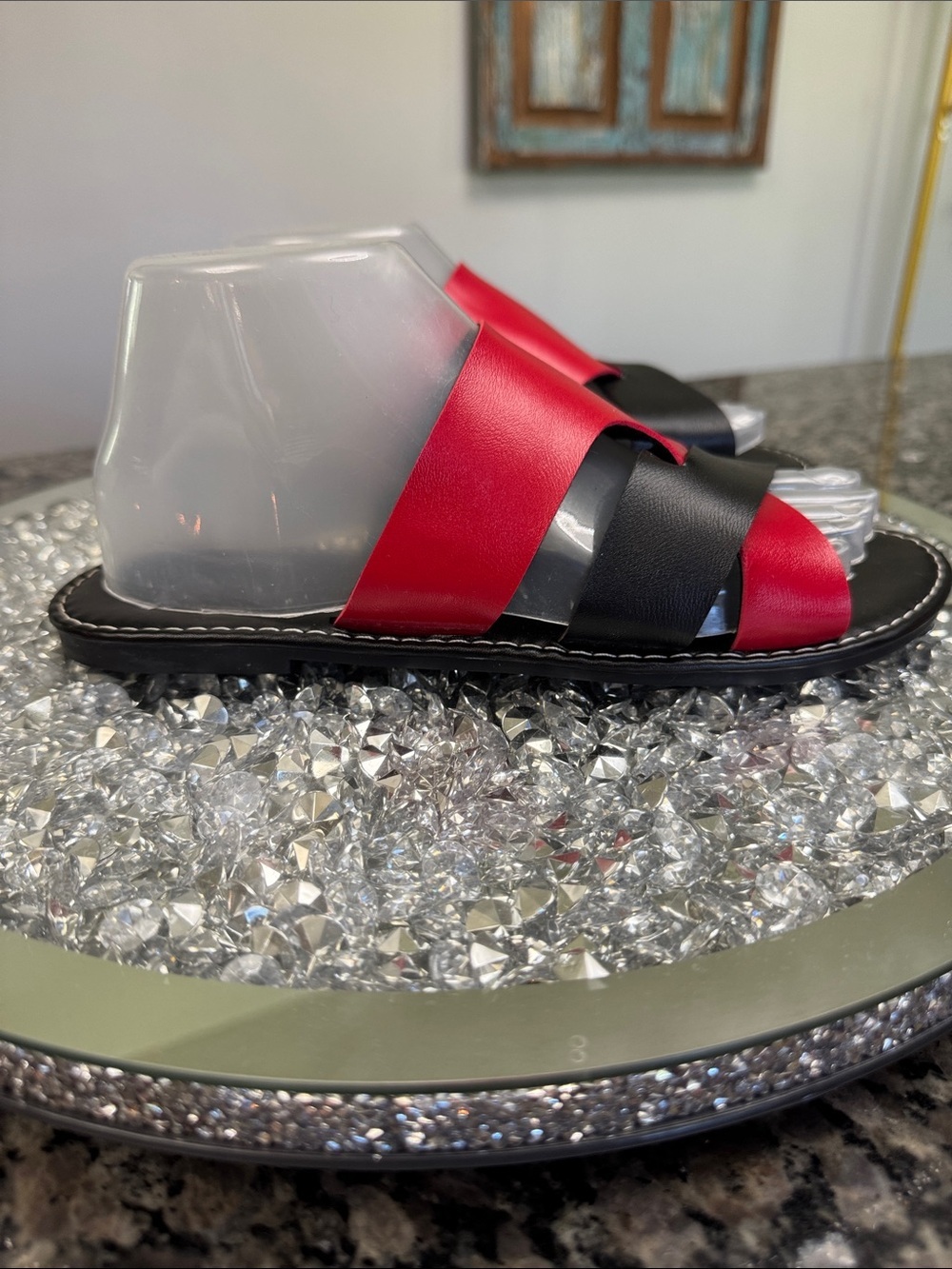 Red and Black criss cross vegan Leather Slide Sandals EUC 8.5 - Picture 4 of 9